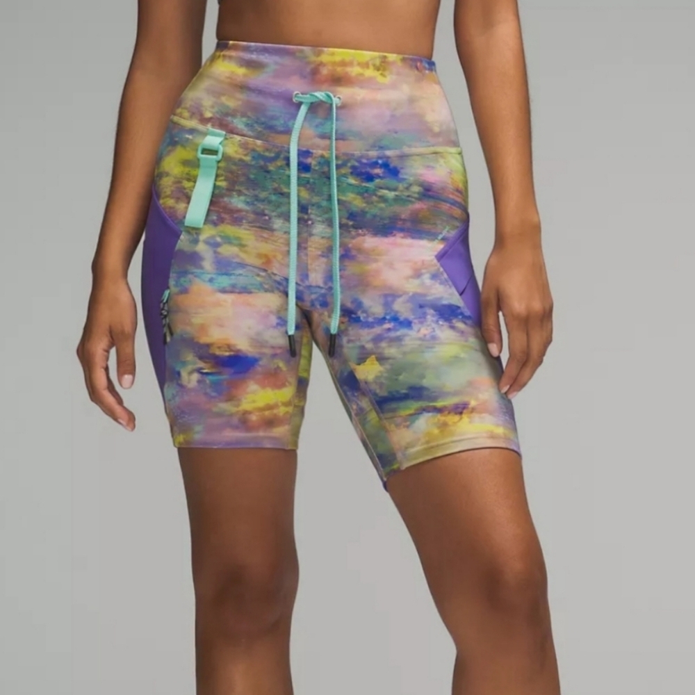 Lululemon Women's Cargo Super High-Rise Hiking Short 8" Size 2‎ Outdoor Trail